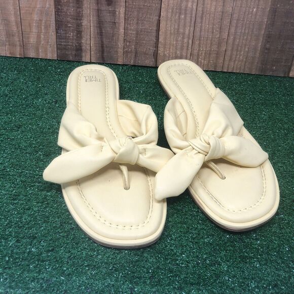 Time and Tru Women's Bow Thong Sandal Yellow Size 10 - Picture 1 of 7